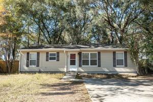 featured image of 2295 Nannas Loop #1