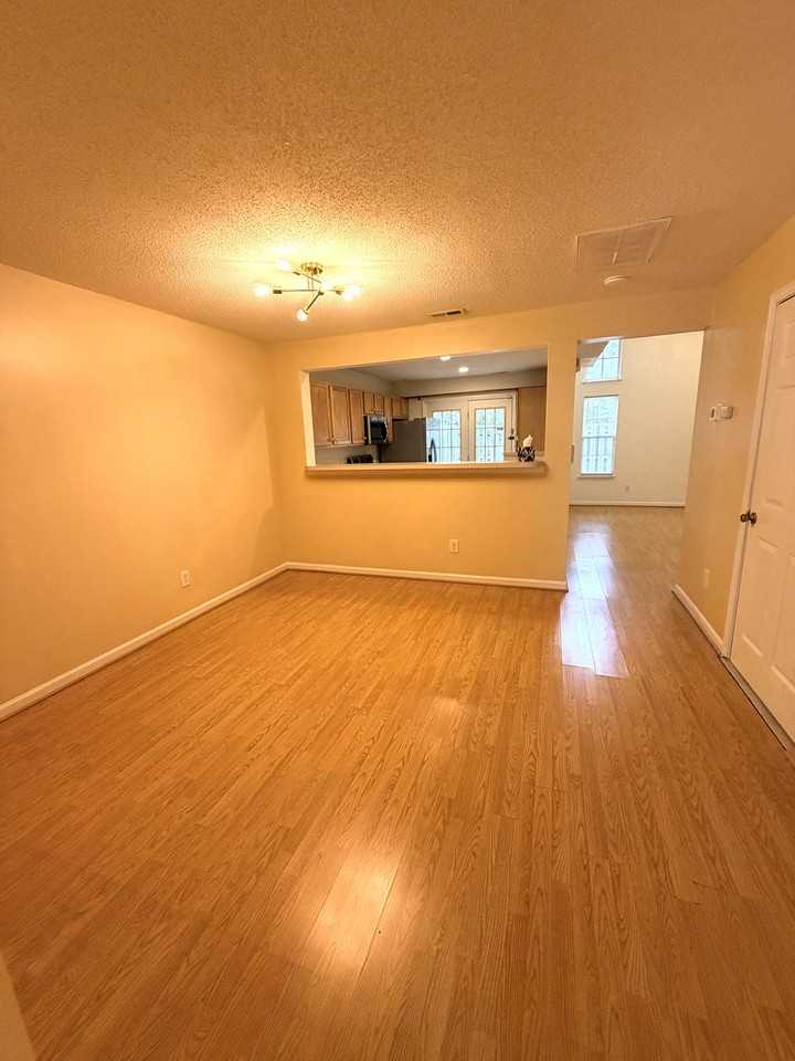 5106 Bartholomew's Lane #1 - Photo 5 of 31