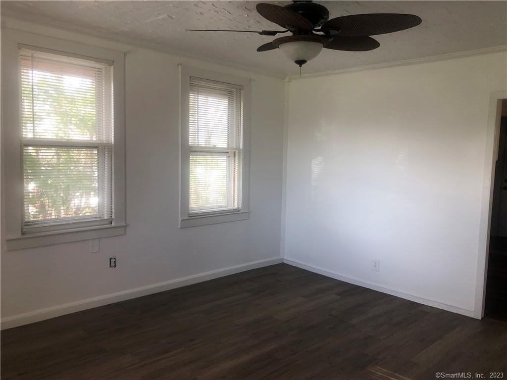 30 Seemans Lane - Photo 6 of 10