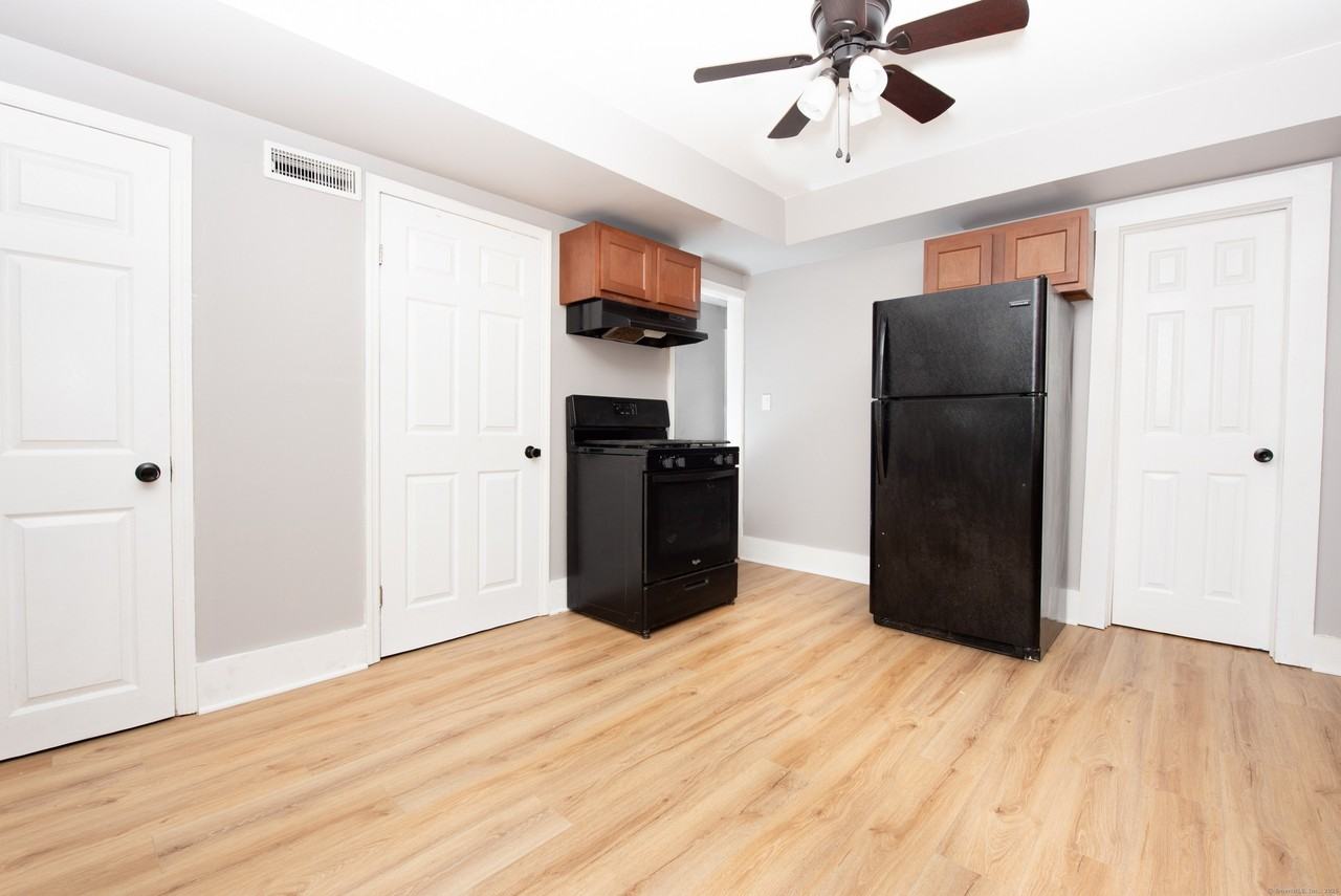 6 Crescent Street - Photo 5 of 25