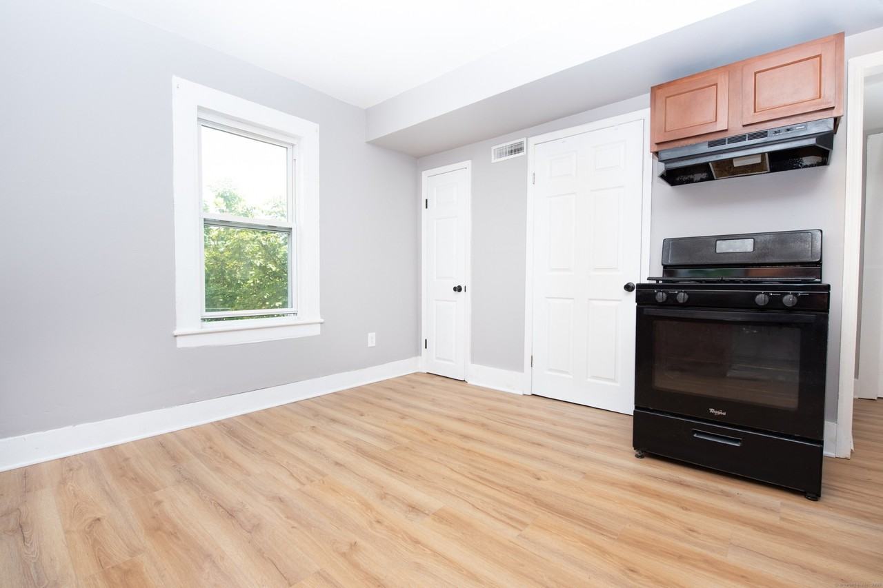 6 Crescent Street - Photo 6 of 25