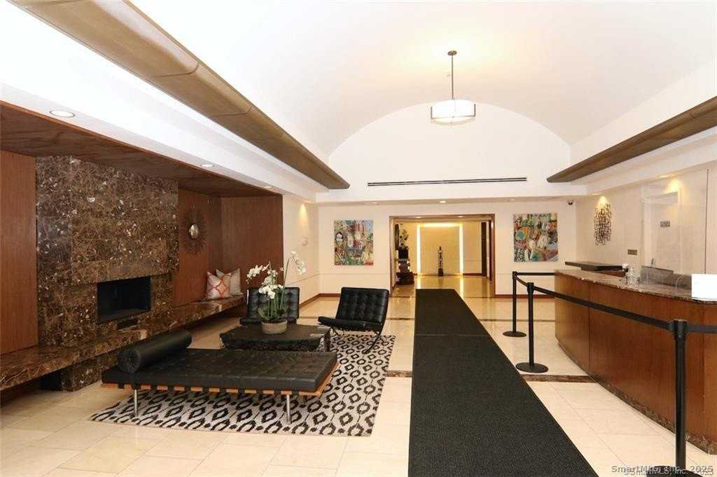 25 Forest St #3L - Photo 4 of 33