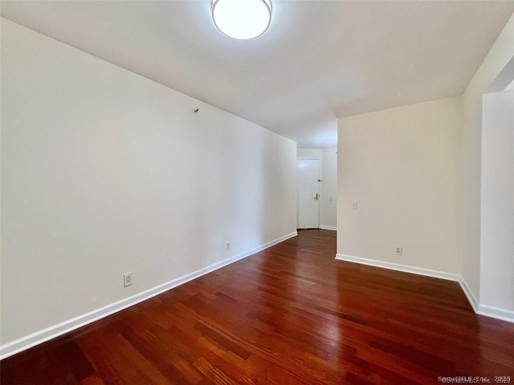 25 Forest St #3L - Photo 6 of 33