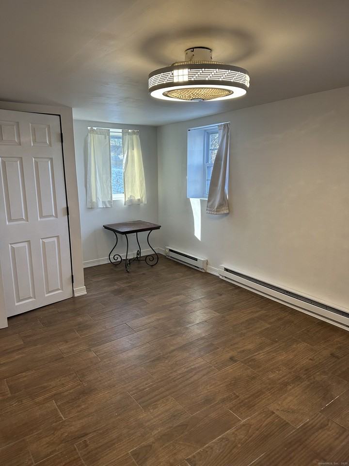 11 Upper Mallett Lane #C - Photo 4 of 6