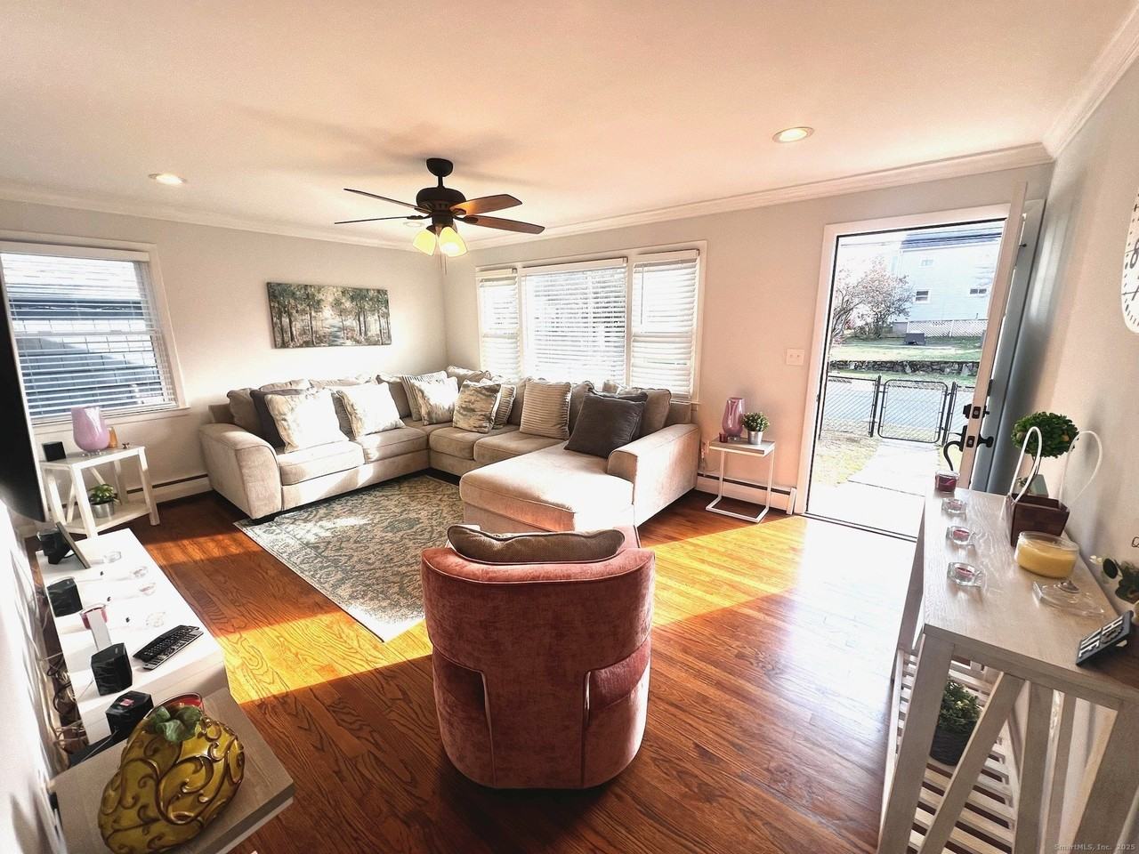 20 Glenfield Avenue - Photo 3 of 12