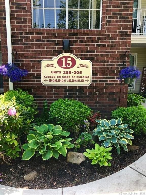 298 Carriage Crossing Lane #298 - Photo 2 of 16