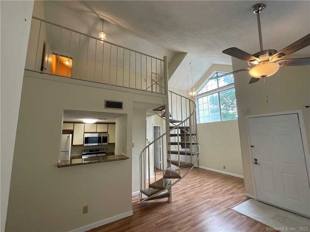 298 Carriage Crossing Lane #298 - Photo 4 of 16