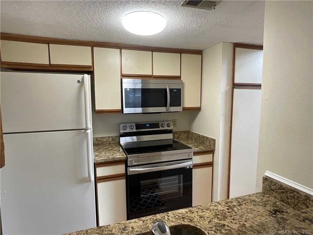 298 Carriage Crossing Lane #298 - Photo 7 of 16