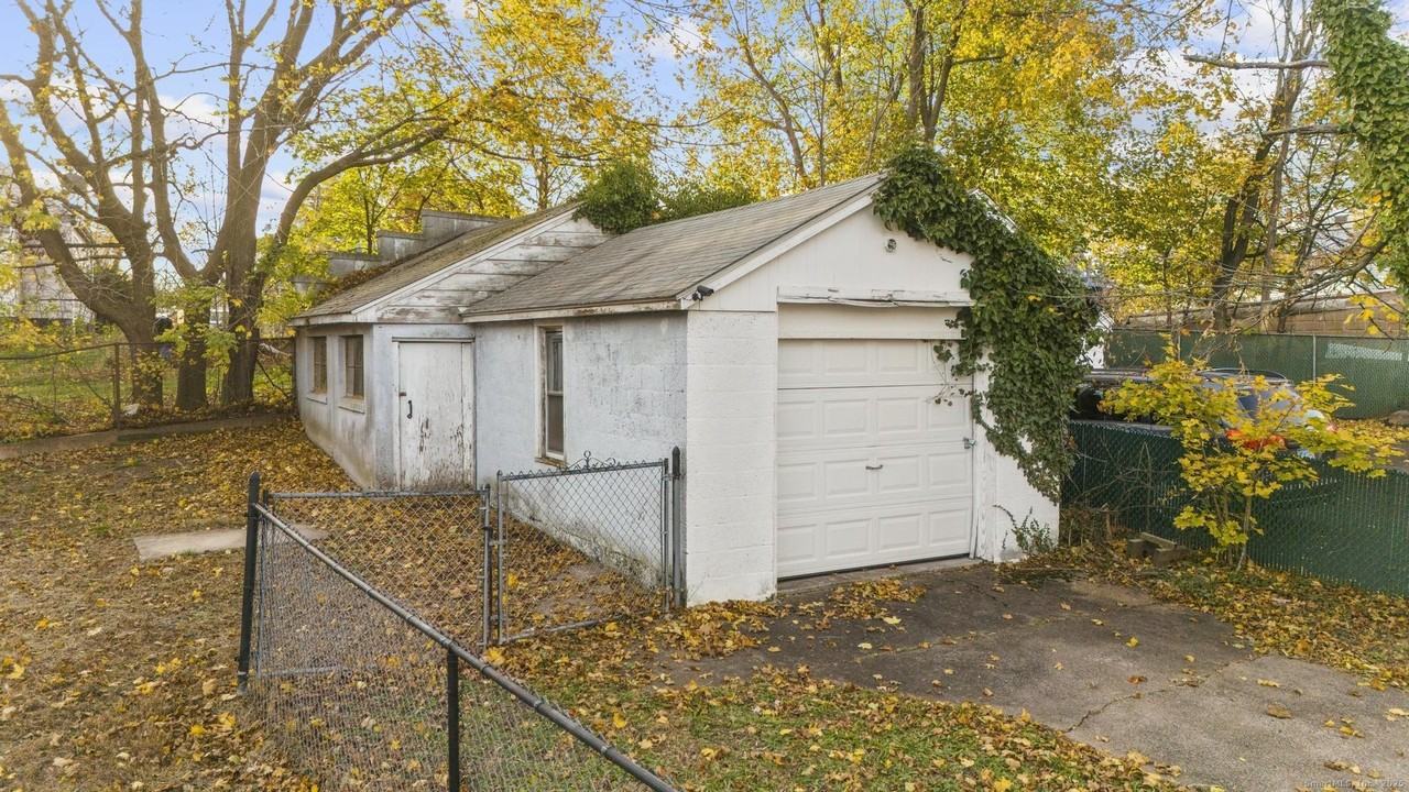 29 Abner Street - Photo 3 of 32