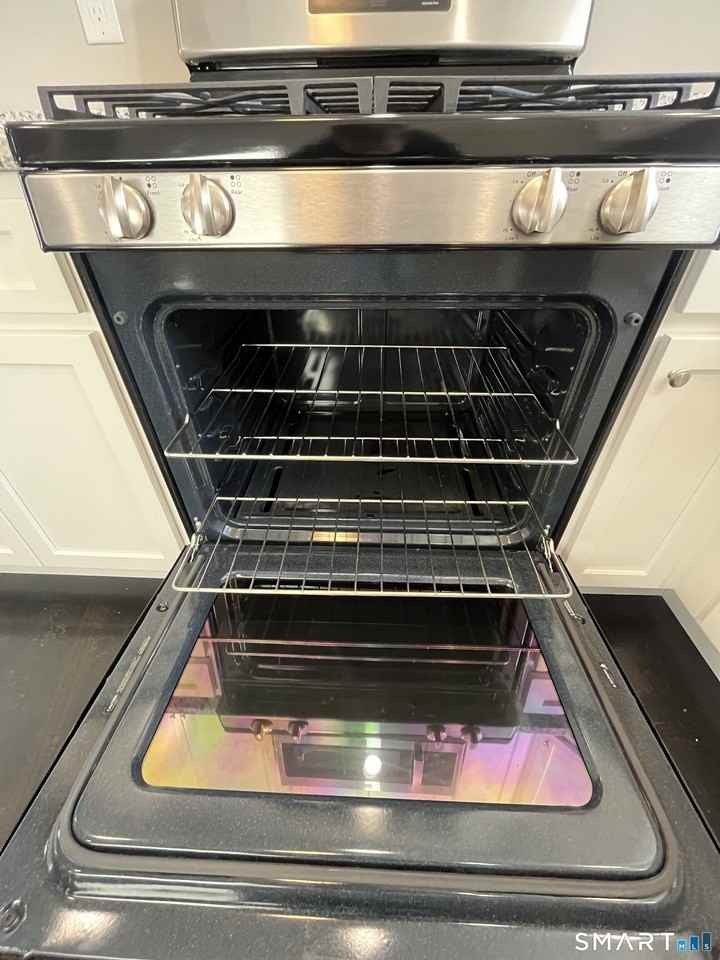 395 Blake Street - Photo 3 of 11