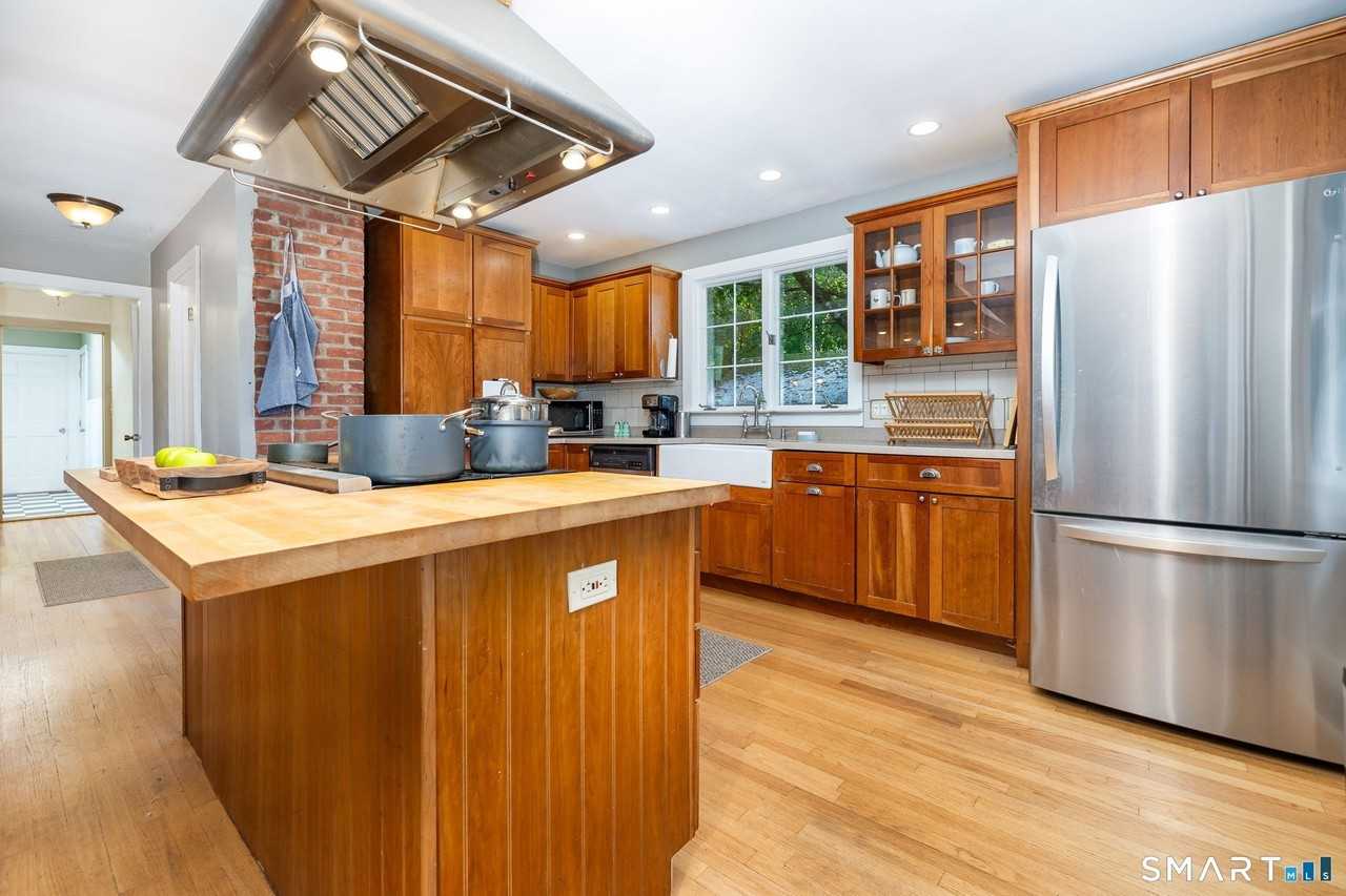 256 Baldwin Hill Road - Photo 6 of 22