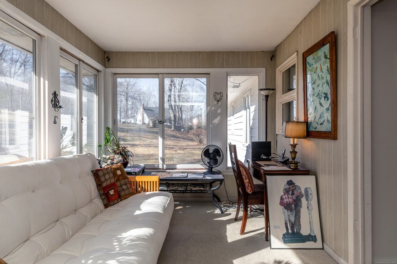 5 Joray Road - Photo 4 of 13