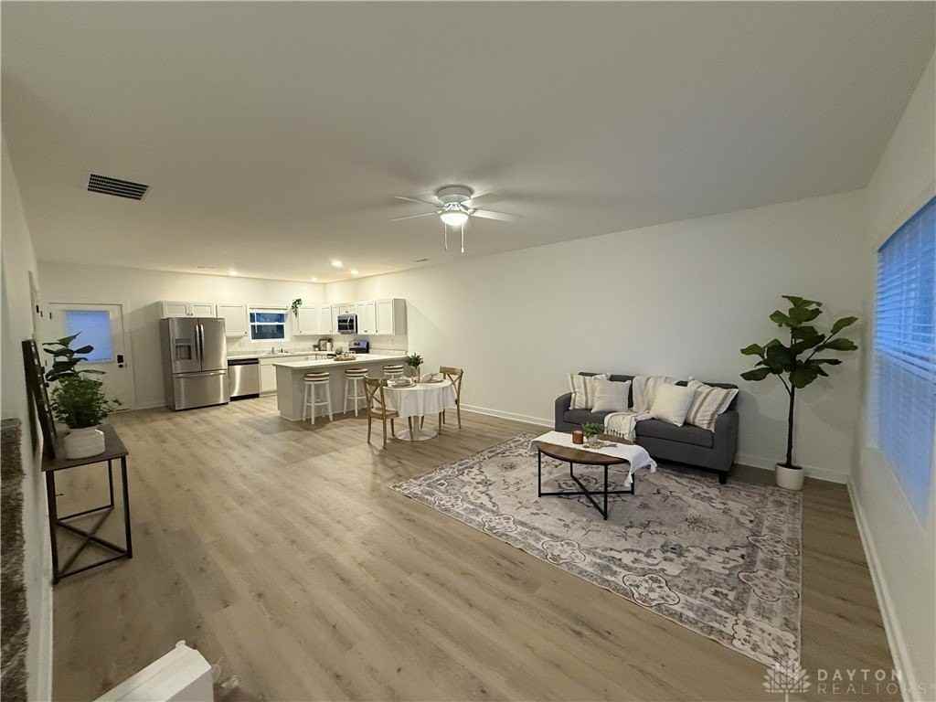 4815 Cornell St - Photo 4 of 14