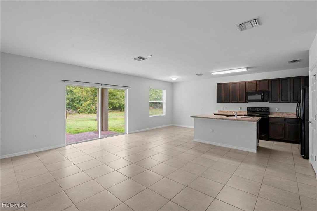 2709 Loreto Court - Photo 5 of 33