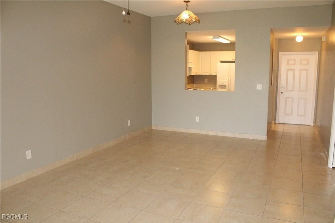 703 Southeast 8th Terrace - Photo 5 of 12