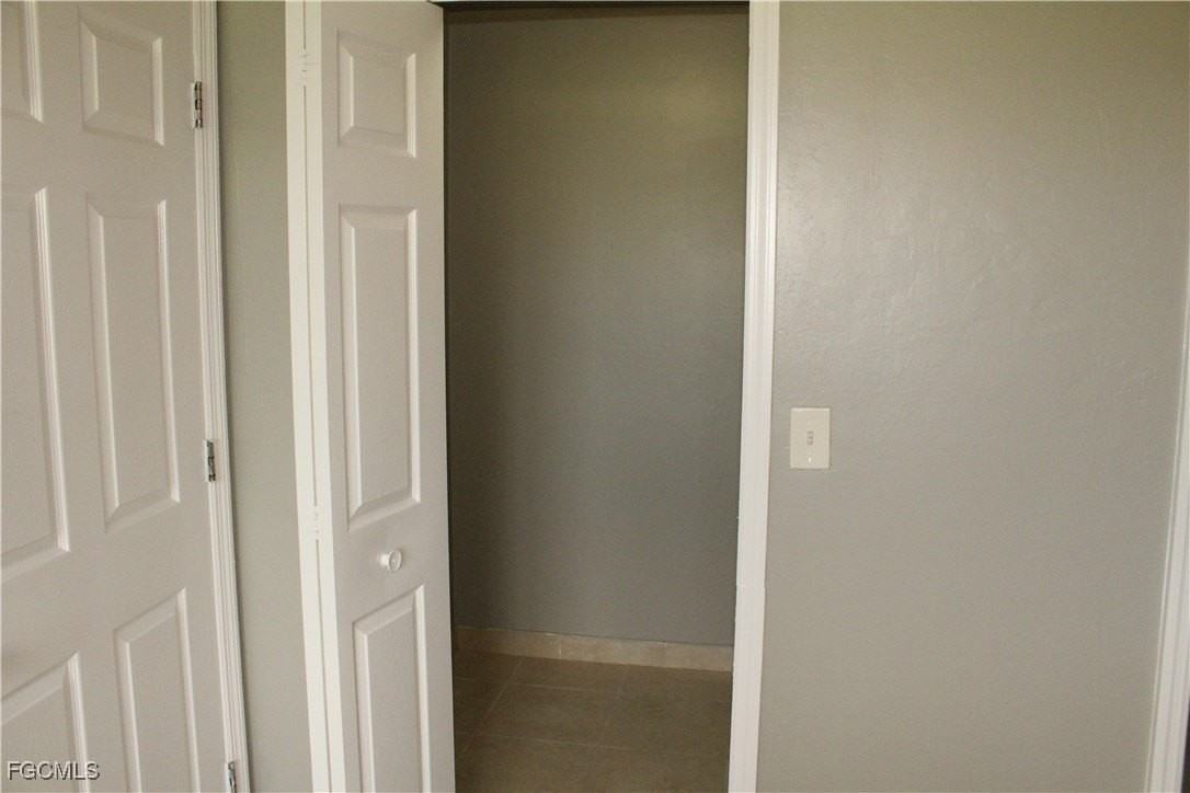 703 Southeast 8th Terrace - Photo 7 of 12