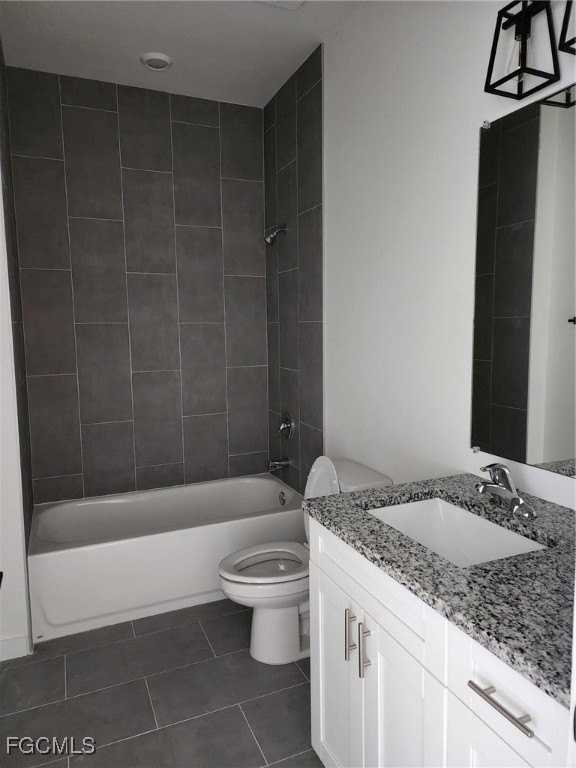 2431 Lola Avenue - Photo 4 of 10