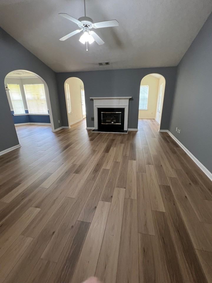 3769 Stagecoach Pass - Photo 3 of 23