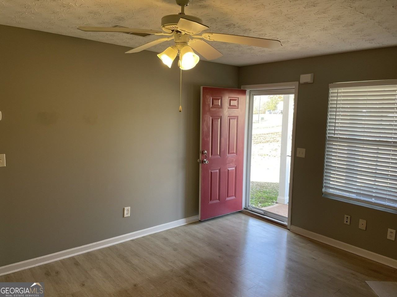 30 Creek Bottom Drive - Photo 3 of 21