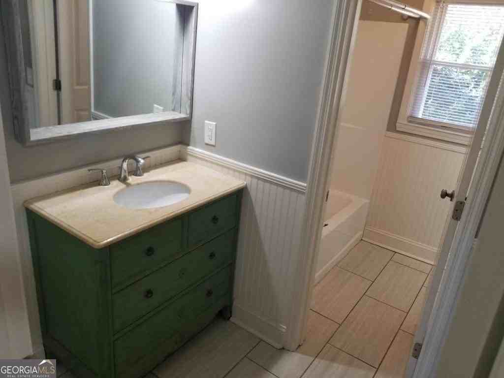 5003 Calhoun Road Northeast - Photo 7 of 10