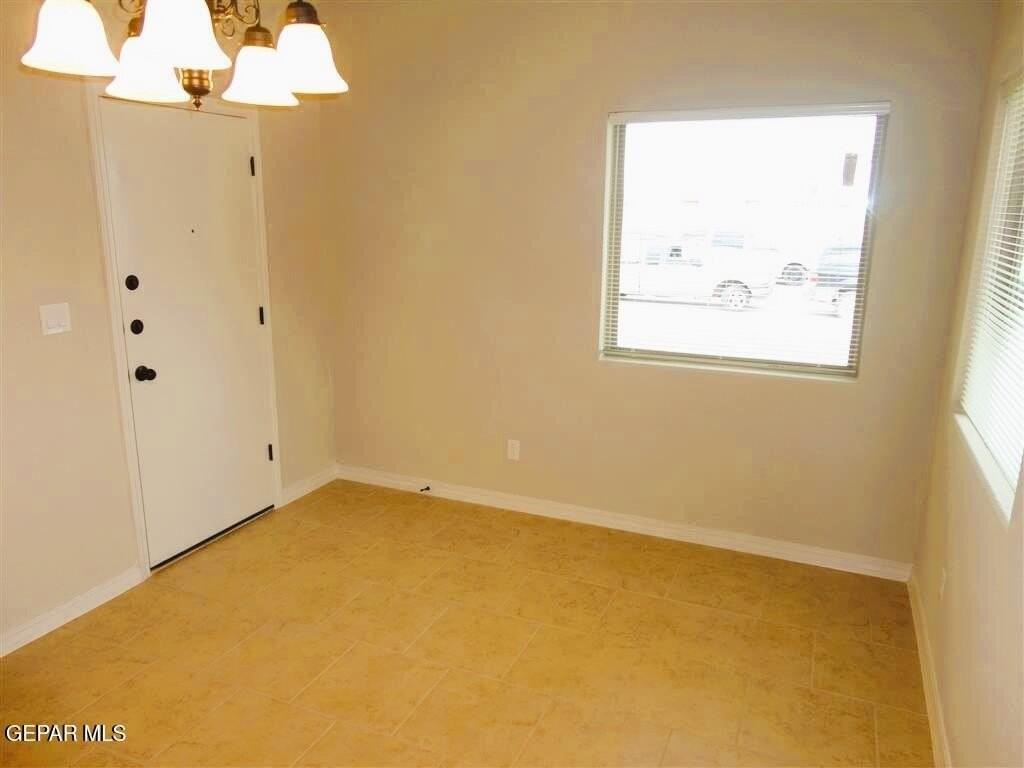 14254 Earl Chokiski Avenue - Photo 7 of 25