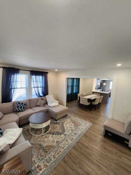 1785 Earl Street - Photo 4 of 24