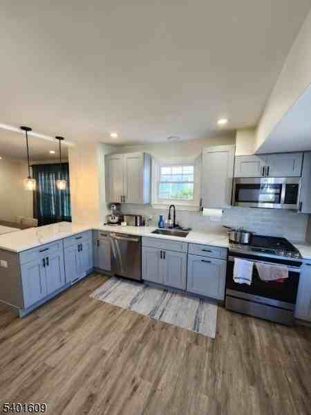 1785 Earl Street - Photo 6 of 24