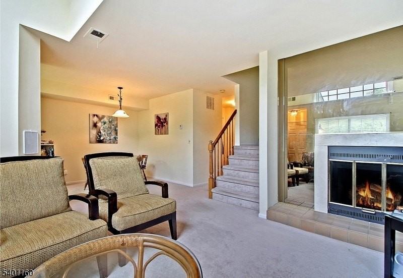 62 Bentley Ct - Photo 6 of 15