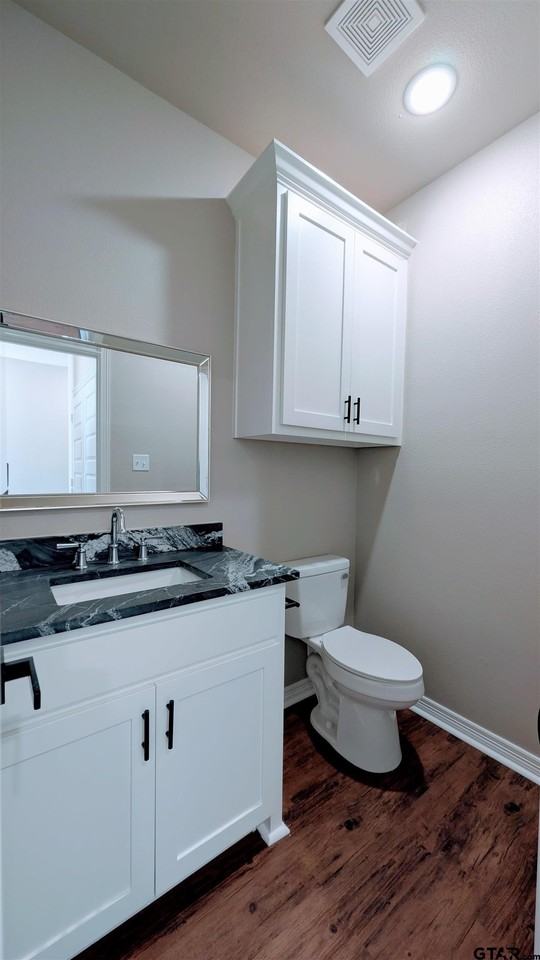 1523 Owens Avenue - Photo 7 of 18