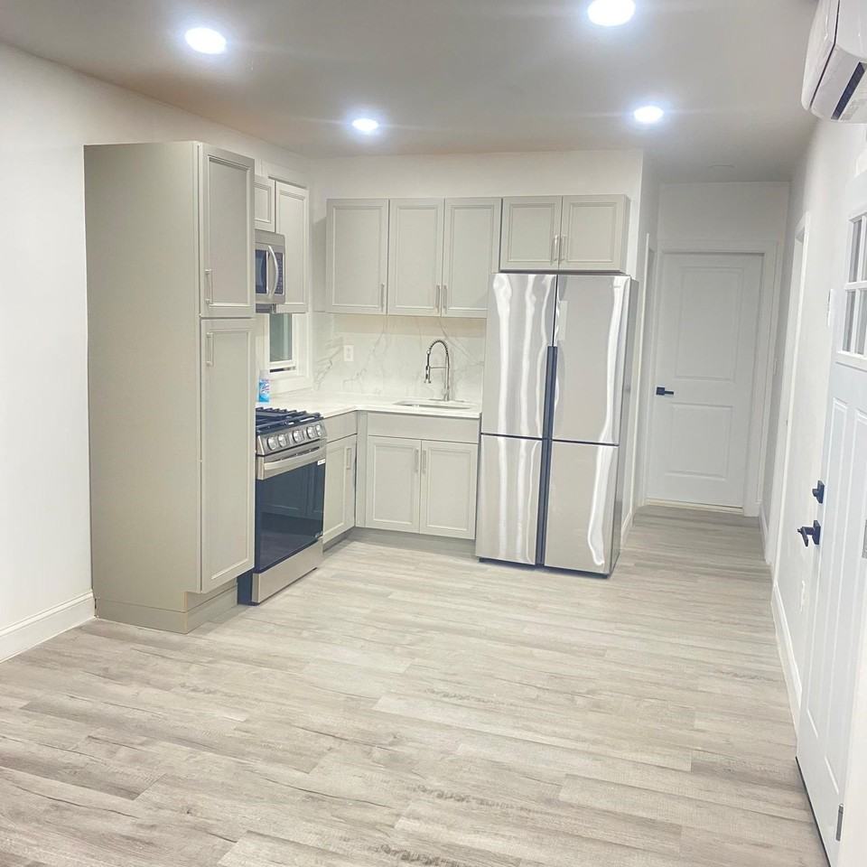 221 Summit Avenue #3 - Photo 3 of 4