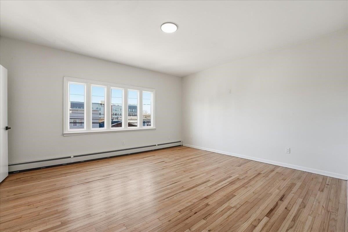 212 Seaview Avenue #1 - Photo 2 of 24