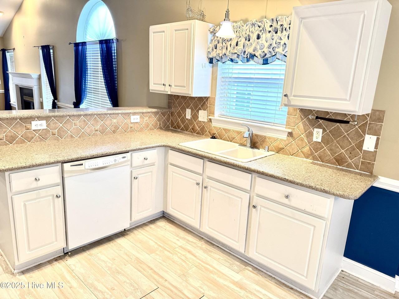 3345 Stone Bend Drive - Photo 5 of 14