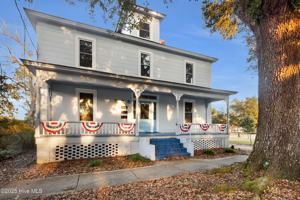 featured image of 1110 North Pasteur Street #C