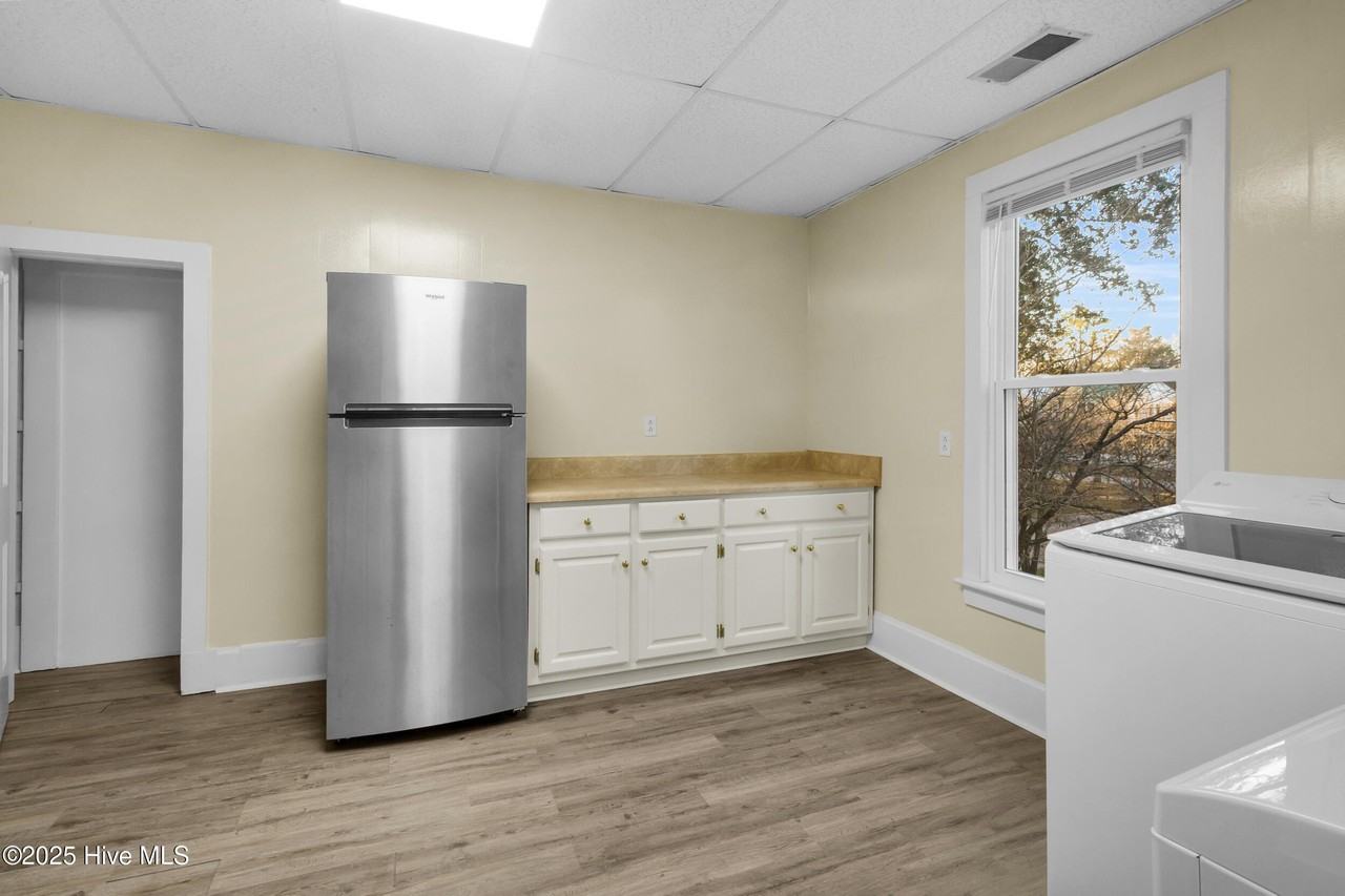 1110 North Pasteur Street #C - Photo 5 of 44