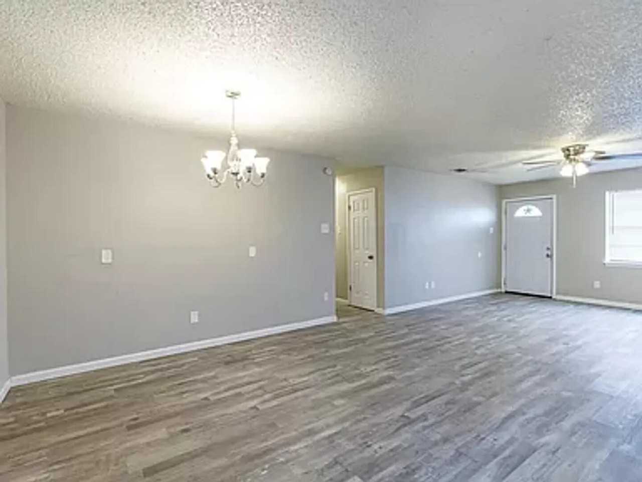 4634 Fordham Street - Photo 3 of 16