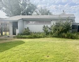 featured image of 710 12th St