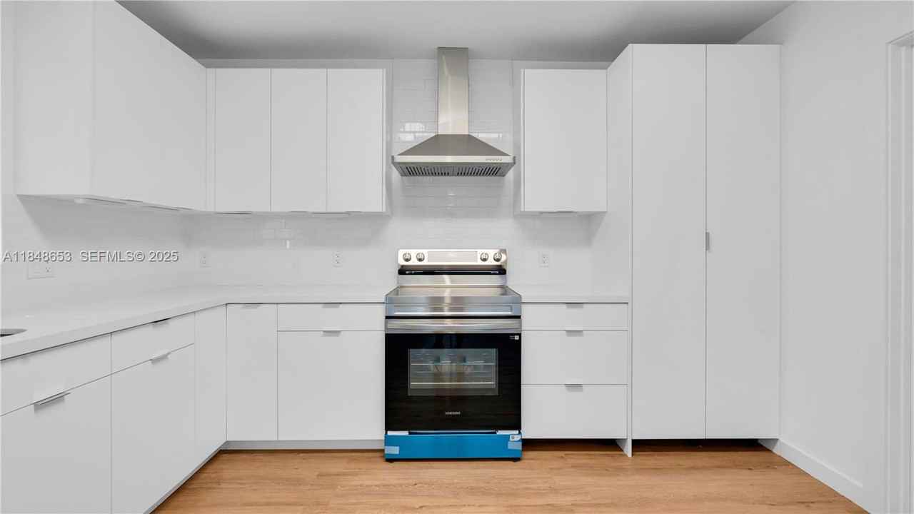 18390 Sw 103rd Ct - Photo 7 of 8