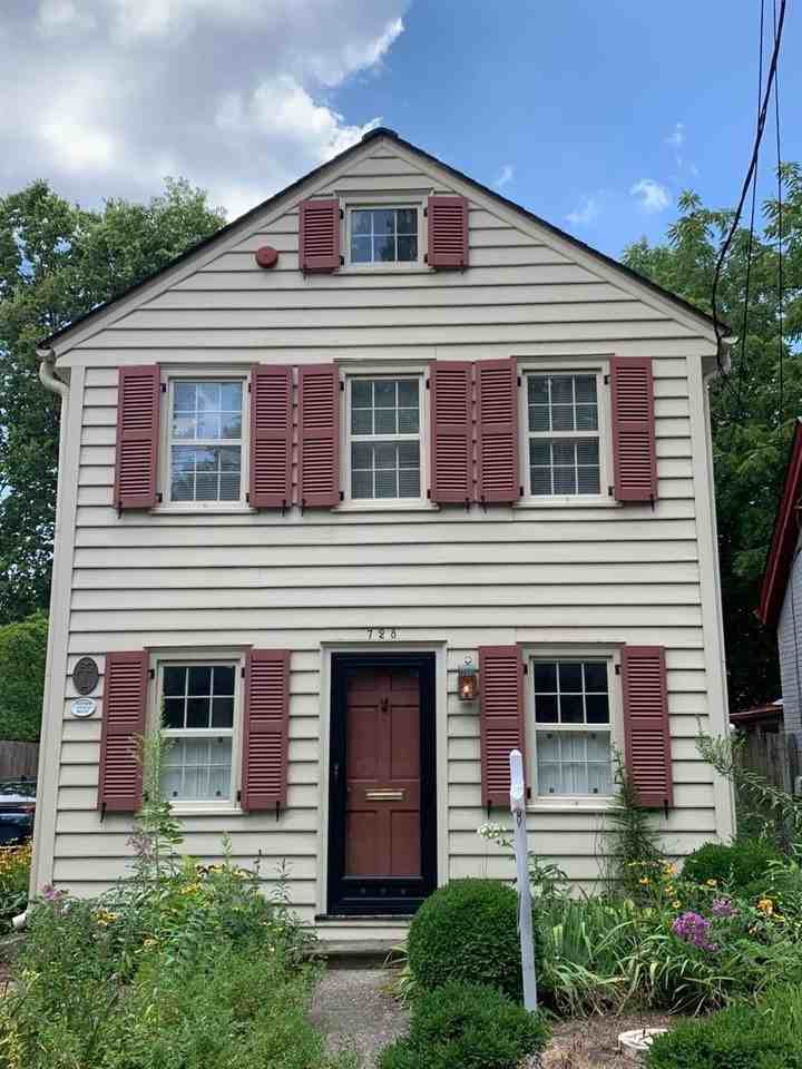 728 West Short Street - Photo 3 of 50