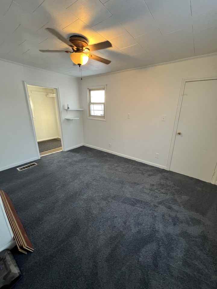 1019 Washington Avenue #1 - Photo 6 of 9