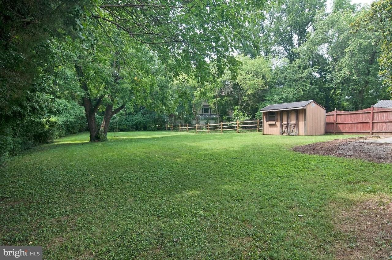 5504 Beech Avenue - Photo 5 of 28