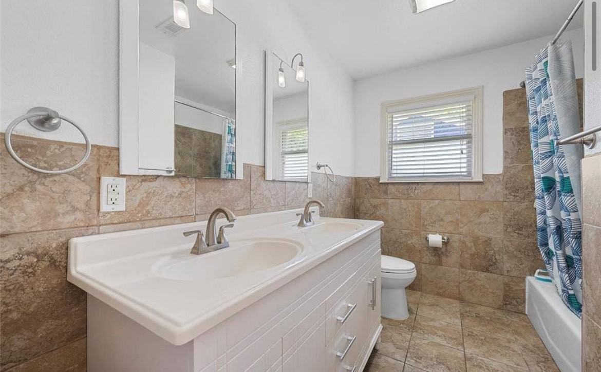 1025 North 32nd Street #1 - Photo 5 of 10