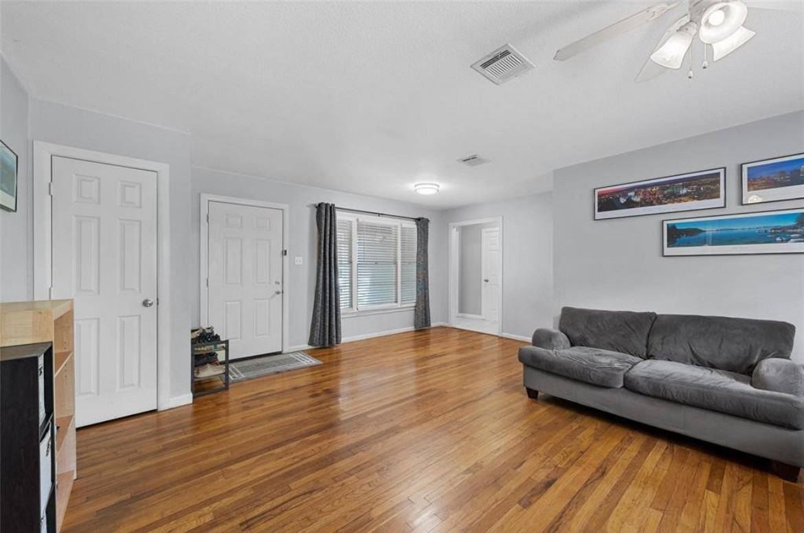 1025 North 32nd Street #1 - Photo 7 of 10