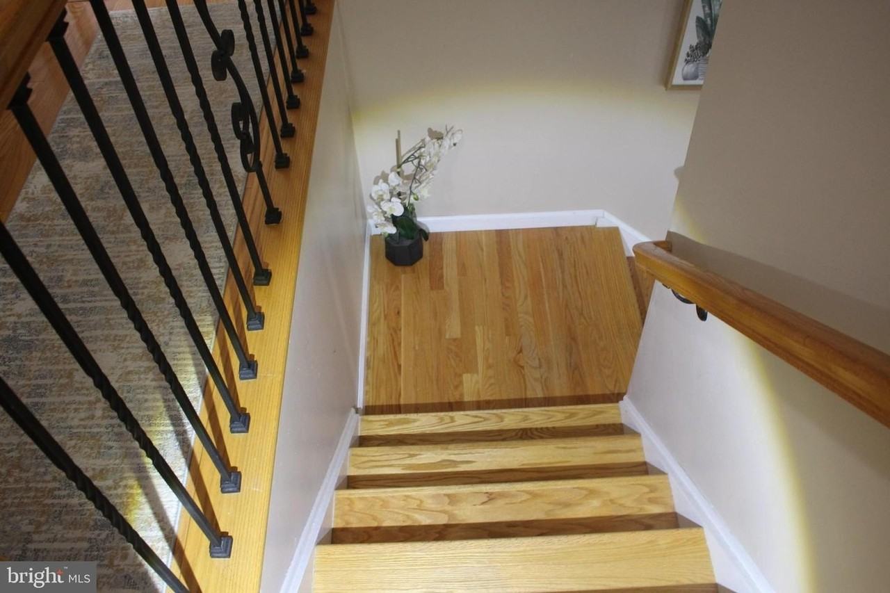 219 Meadow Drive - Photo 7 of 50