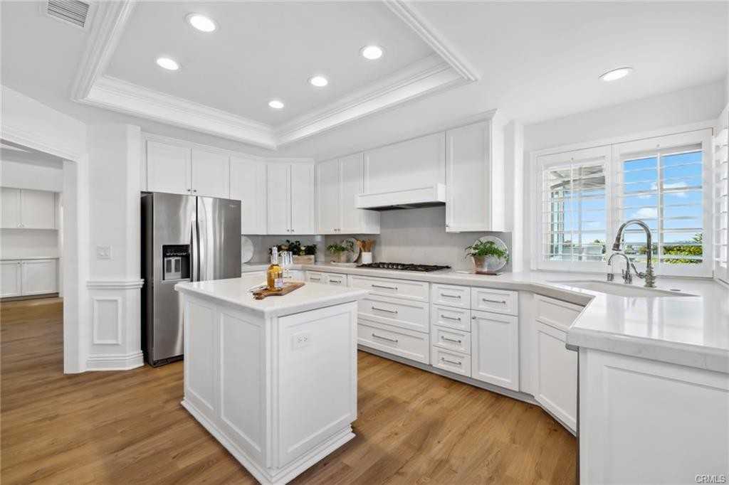 3521 Geranium Ave #22 - Photo 2 of 8