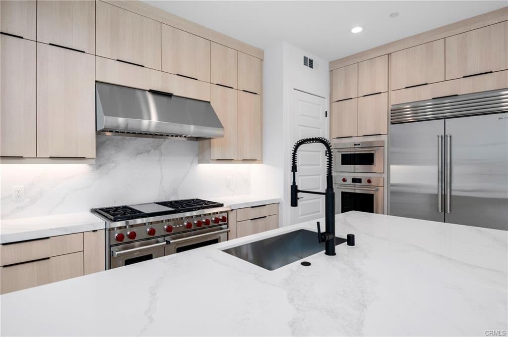 128 Creation - Photo 5 of 8