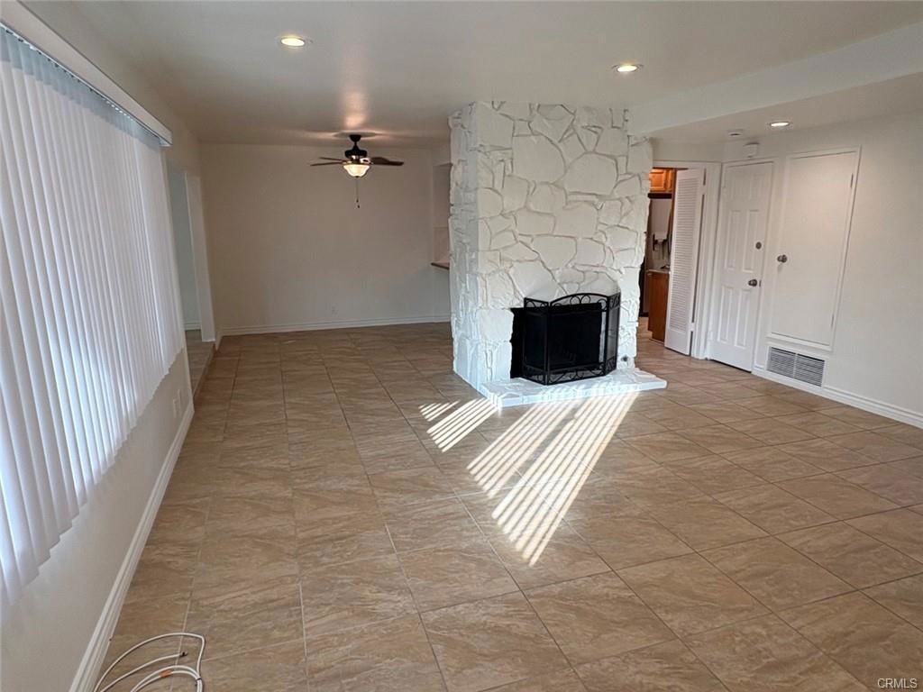 15381 Cambay Lane - Photo 4 of 8