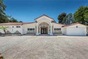 featured image of 16379 Meadowridge Rd