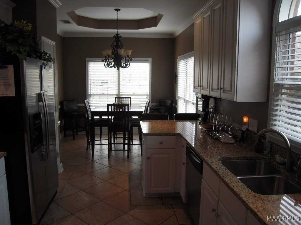 8712 Sturbridge Drive - Photo 4 of 26