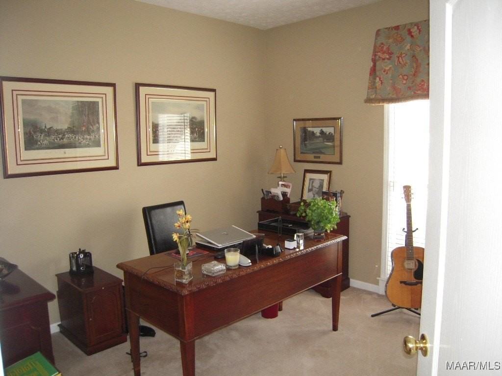 8712 Sturbridge Drive - Photo 7 of 26