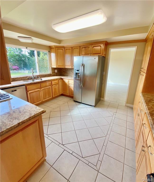 3860 West 234th Street - Photo 7 of 8